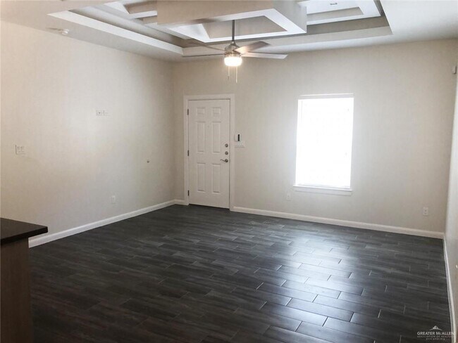 Building Photo - 701 E Myrtle Beach Ave