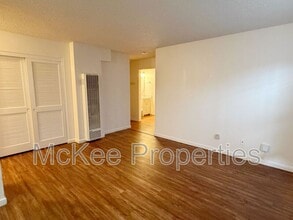 Building Photo - 3028 Juniper St