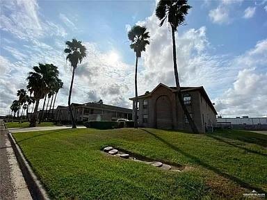 Foto del edificio - 18 West Dr