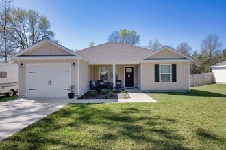 Building Photo - 3775 Golden Acres Cir