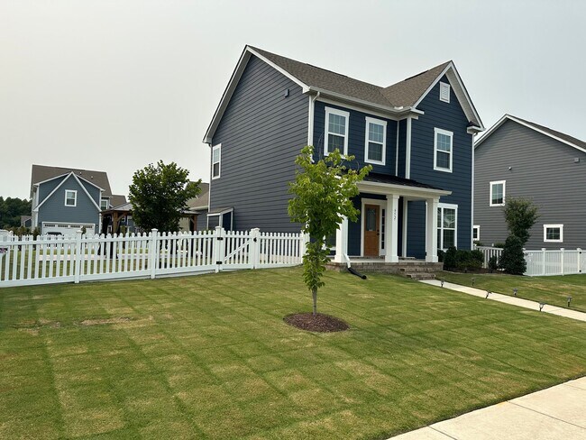 Foto del edificio - 652 Colonel Byrd St