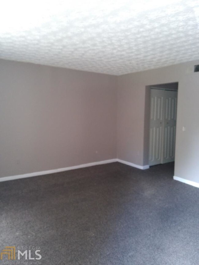Building Photo - 3269 Abbeywood Dr