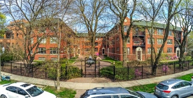 Foto del edificio - 4601 N Dover