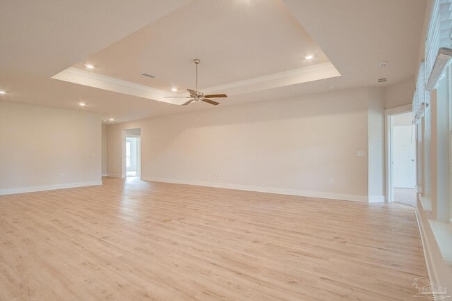 Building Photo - 10818 Blacktail Loop