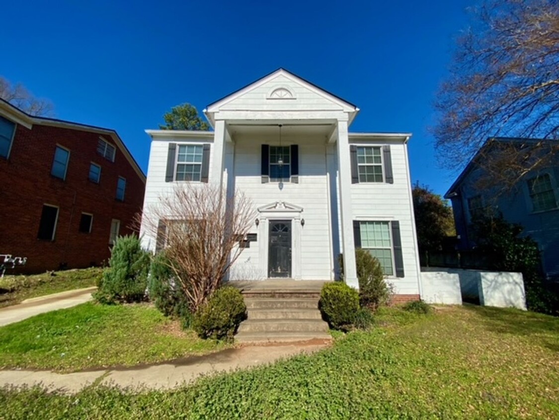 Primary Photo - 810 Rutherford St (Units A, B &amp; C) [3 ...