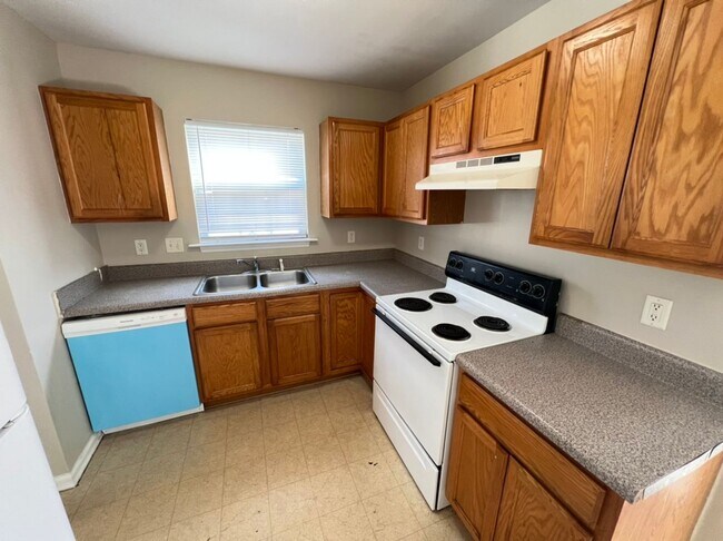 Foto del edificio - Quaint 3-Bedroom Home Near Duke Regional