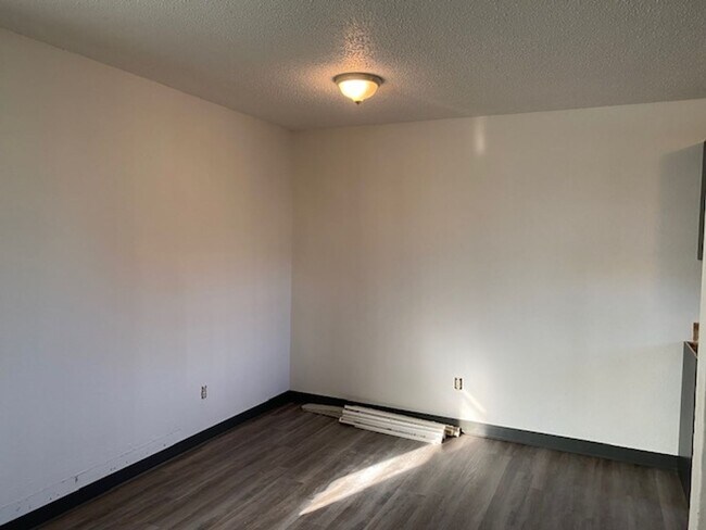 Foto del edificio - Great Duplex in North Springfield