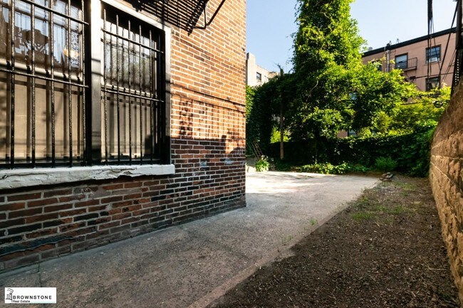 Foto del edificio - 76 1st Place