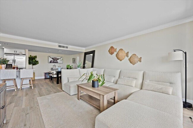 Foto del edificio - 336 Golfview Rd