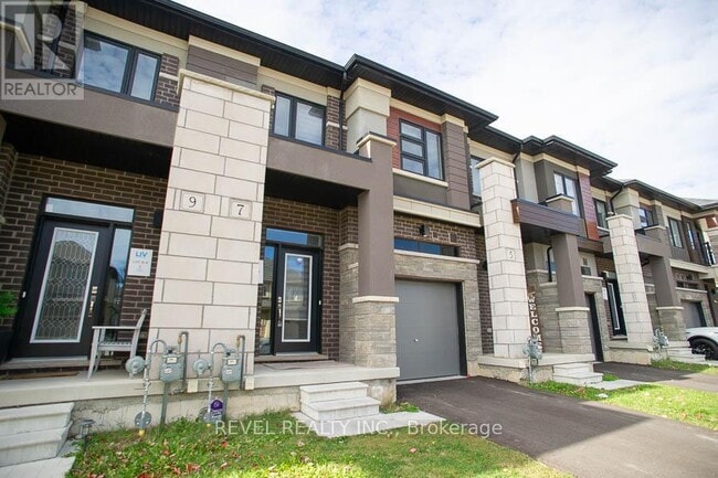 Building Photo - 7 Poole St