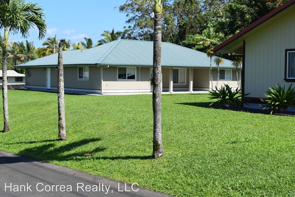 Primary Photo - 210 E Palai St