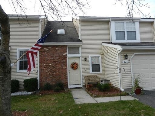 Building Photo - 121 Harrow Dr