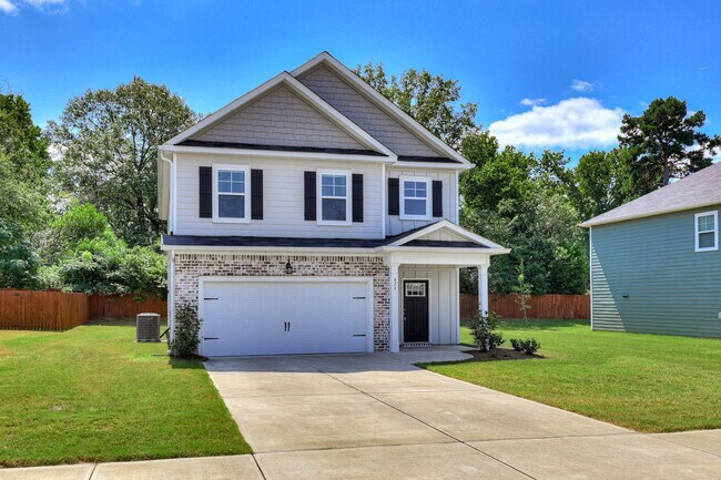 Foto del edificio - Welcome to John’s Landing in Martinez, GA, where refined design meets everyday convenience—and yo...