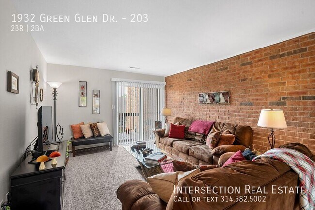Foto del edificio - 1932 Green Glen Dr