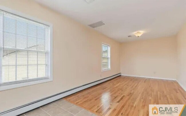 Foto del edificio - 64 Atlantic St