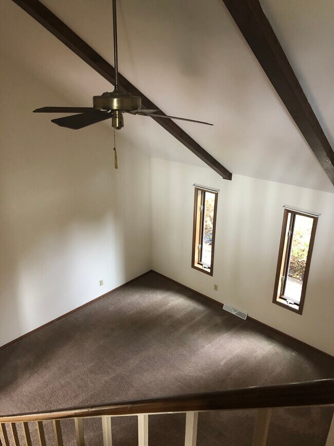 Foto del edificio - 603 W Briarknoll Ct