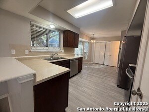 Foto del edificio - 14927 River Wind