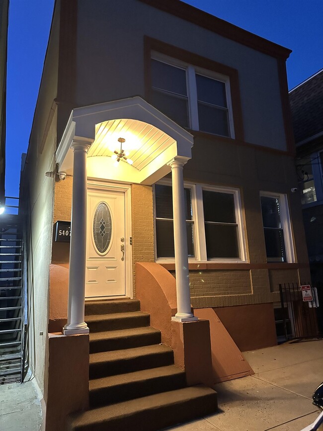 Building Photo - 5407 Jackson St