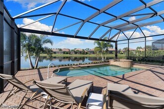 Building Photo - 6597 Caldecott Dr