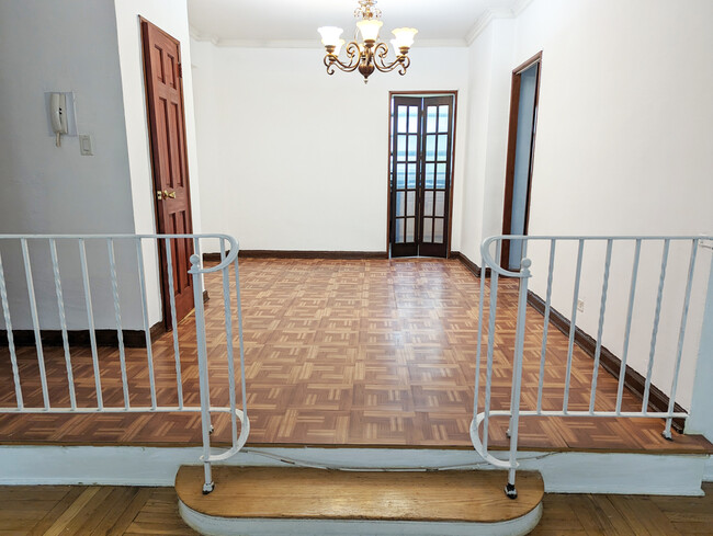 Dining area - 9822 63rd Dr