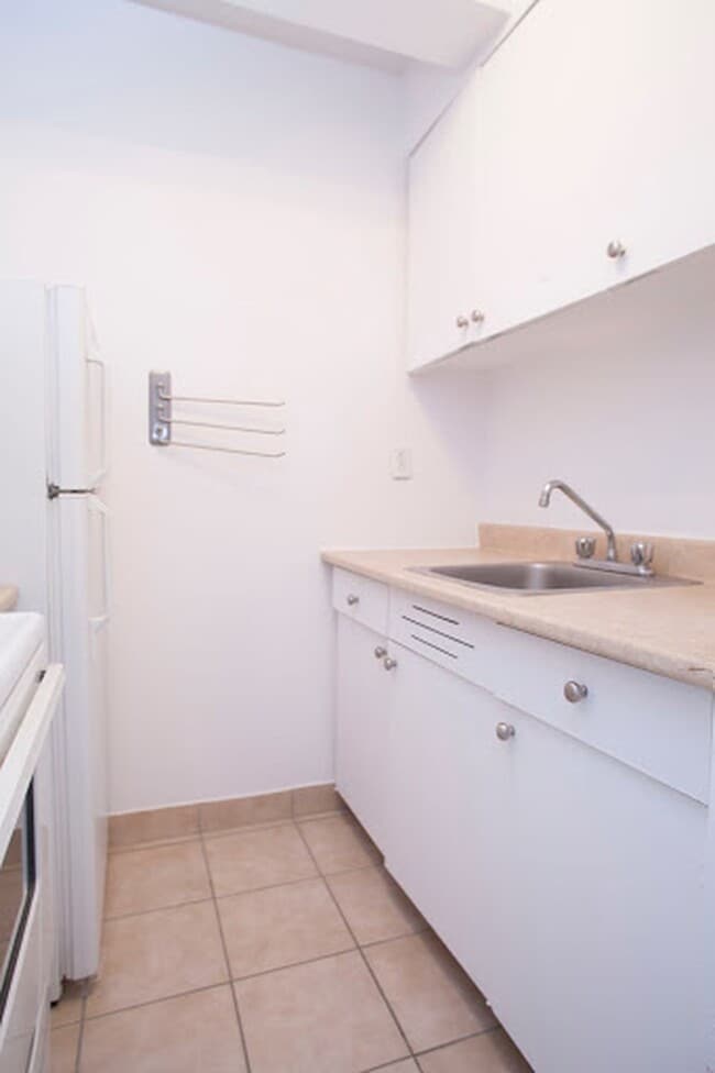 Building Photo - 3455 Rue Aylmer