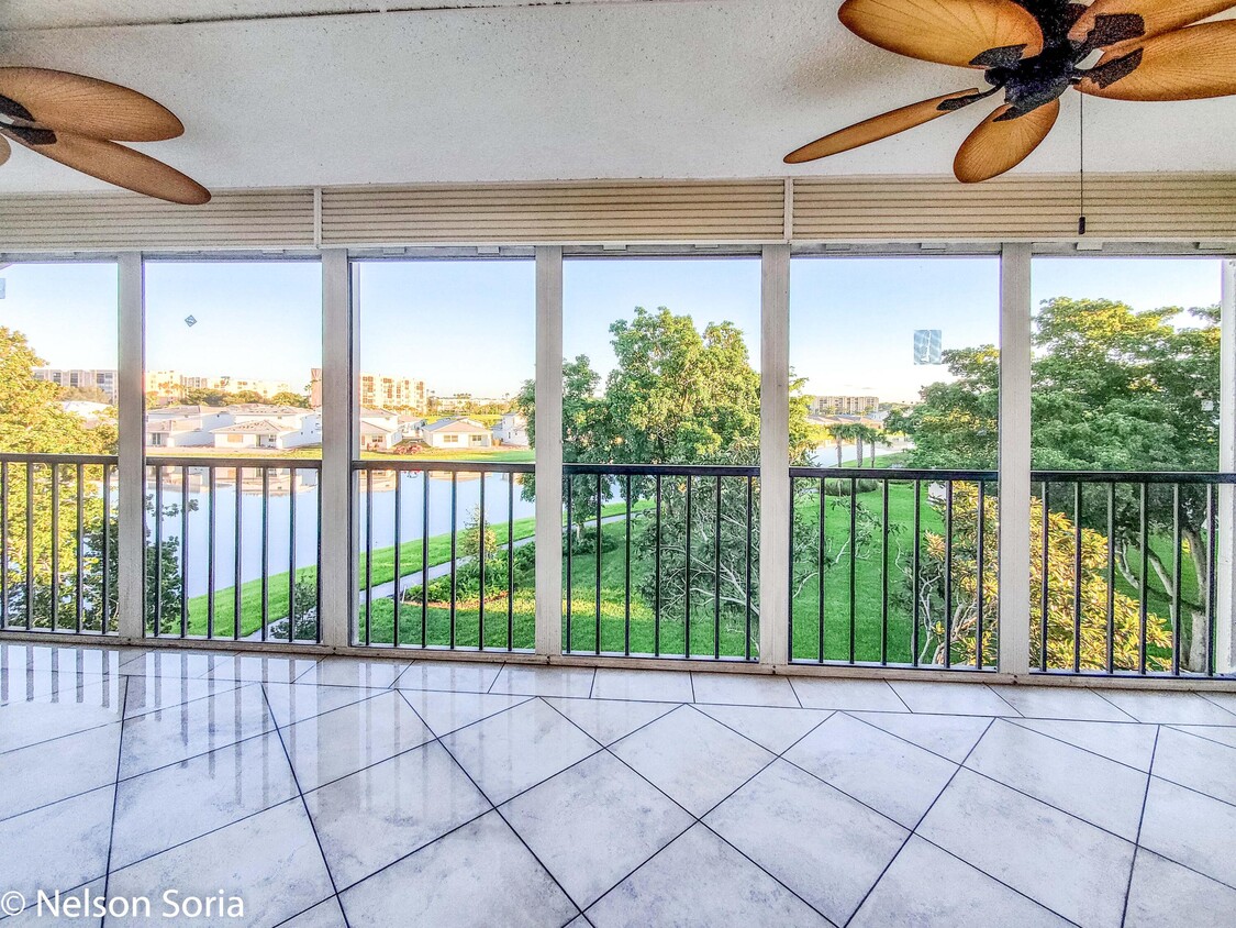 Foto principal - 6650 S Oriole Blvd