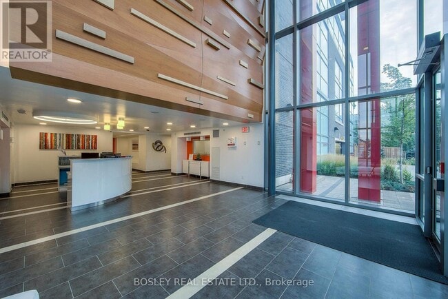 Building Photo - 15-615 James Finlay Way