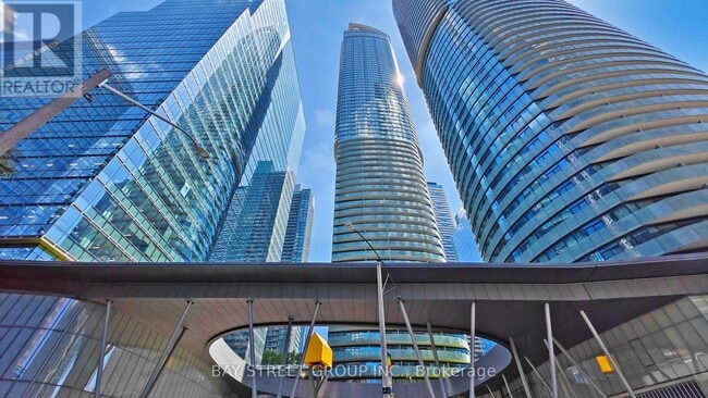 Building Photo - 14 York St