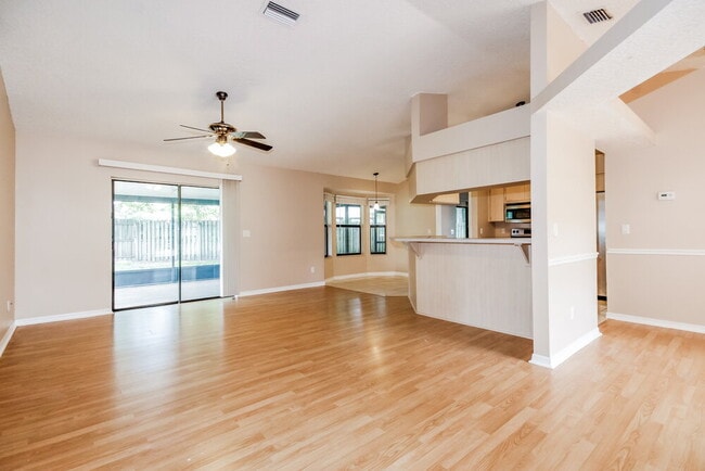 Building Photo - 23421 Cherbourg Loop