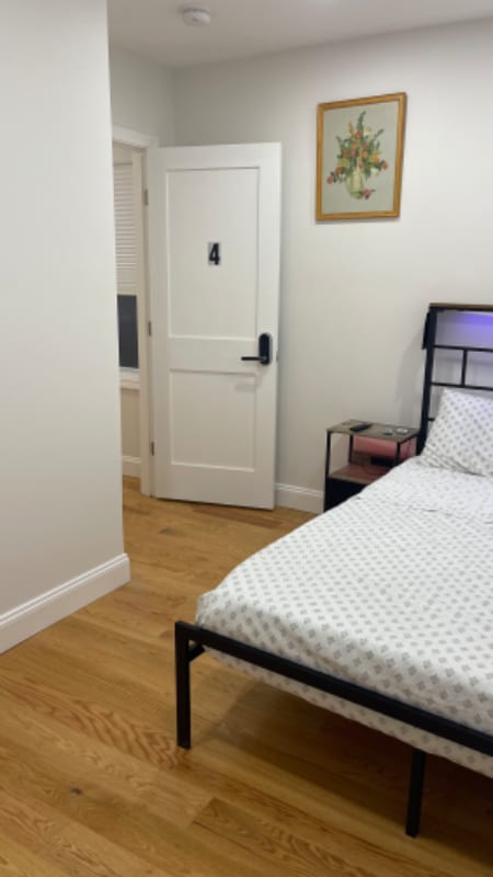 Photo - 16 N Main St House