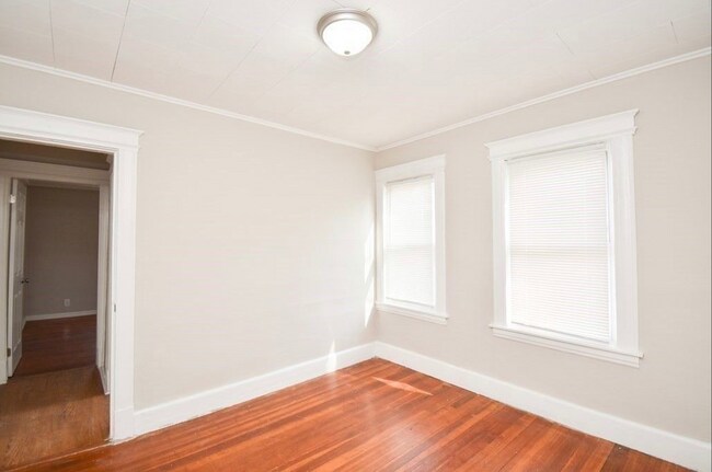 Bedroom - 166 Kensington Ave