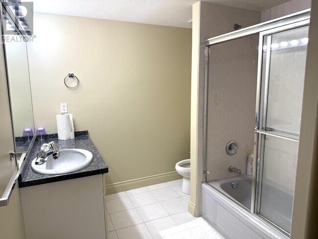 Photo du bâtiment - 19XX W 44th Ave