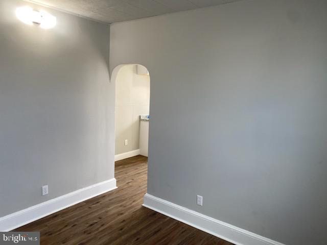 Primary Photo - 5922 Torresdale Ave