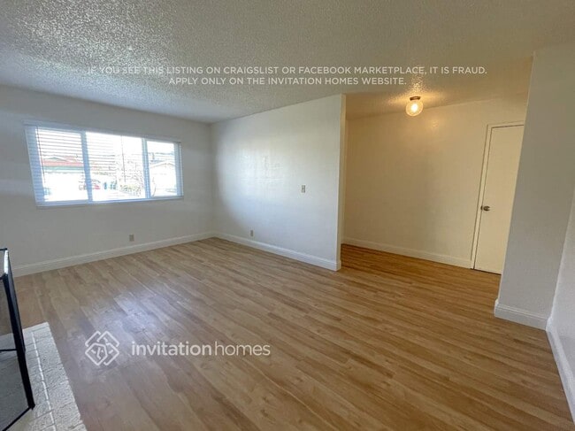 Building Photo - 340 Pembroke Dr