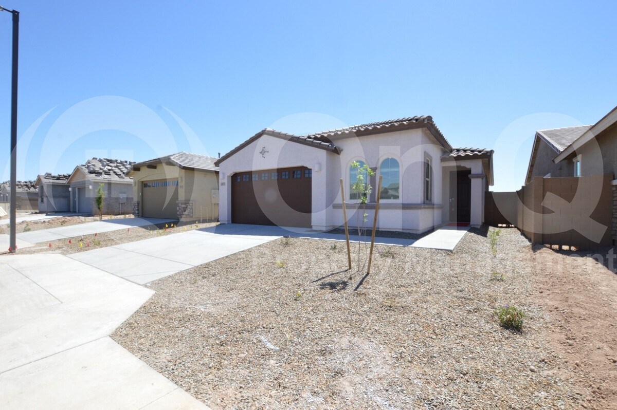 Foto principal - 12617 W Morten Ave