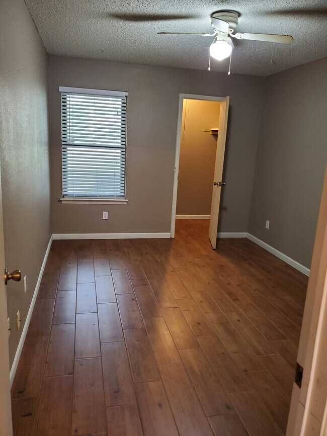 1600 W Braker Ln, Austin, TX 78758 Townhome Rentals in Austin TX