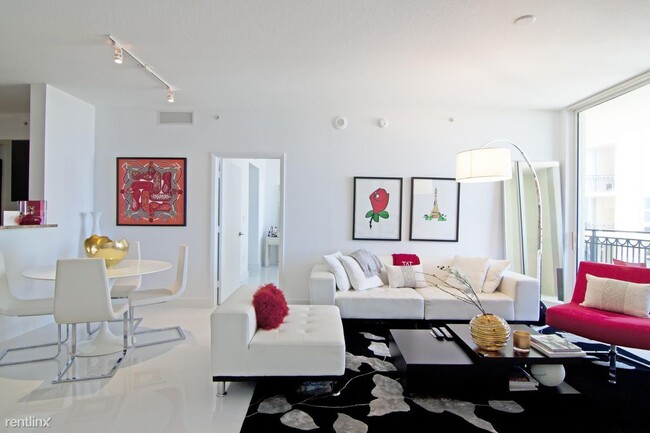 Building Photo - 2 br, 2 bath House - 550 Okeechobee Blvd A...