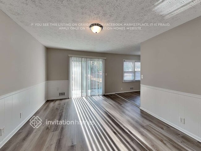 Foto del edificio - 1948 Englewood Way SW