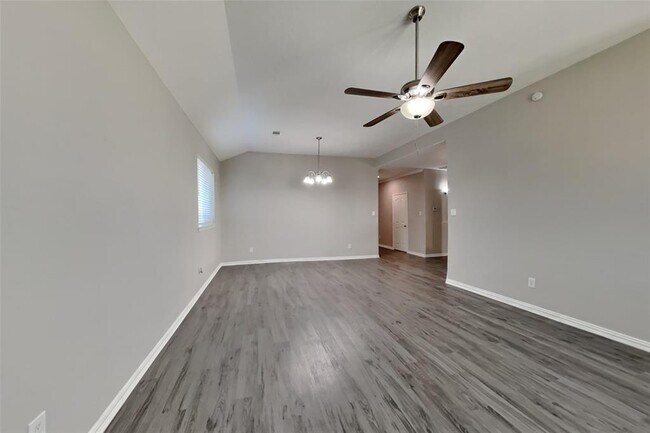 Building Photo - 8322 Loetsch Ridge Way