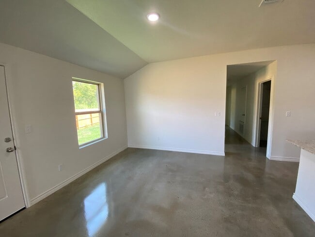 Foto del edificio - 2306 Alterman Dr