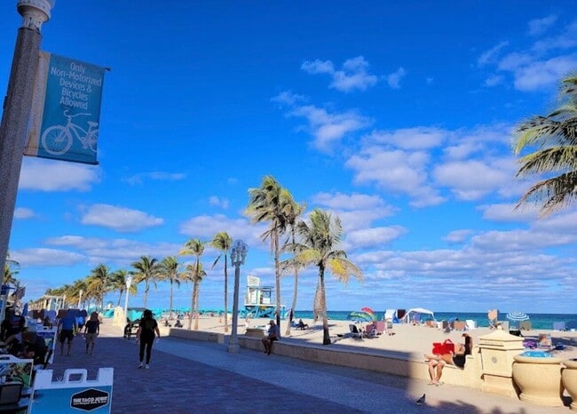 Foto del edificio - 905 Natures Cove Rd