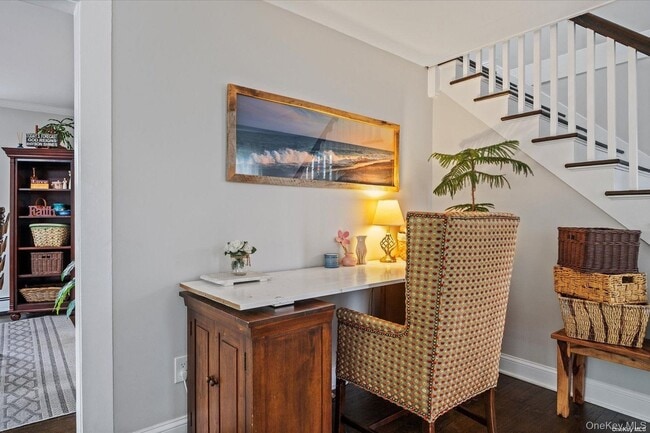 Foto del edificio - 102 Montauk Hwy