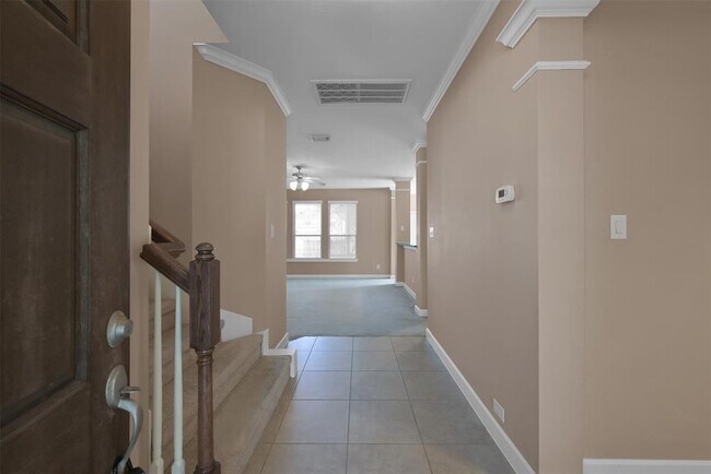 Building Photo - 42 Whetstone Ridge Ct