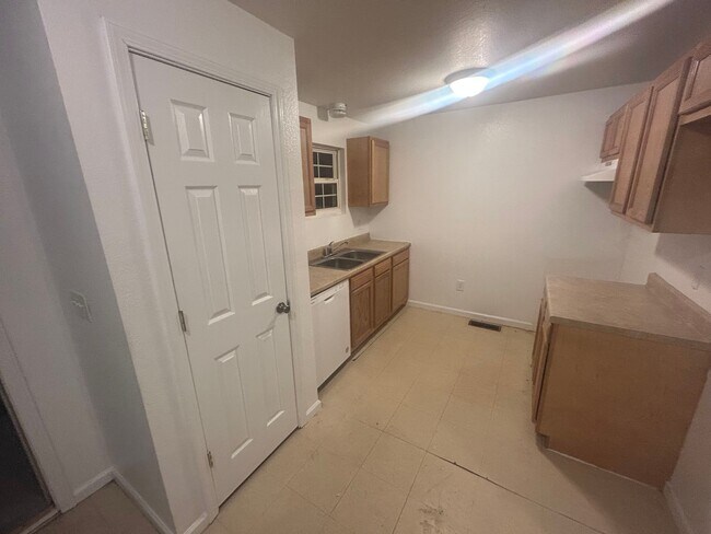 Foto del edificio - 520 Nova St