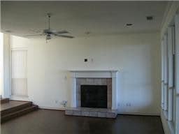 Building Photo - 3420 Lakeside Dr