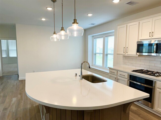 Foto del edificio - 13125 Cobalt Cove Ct