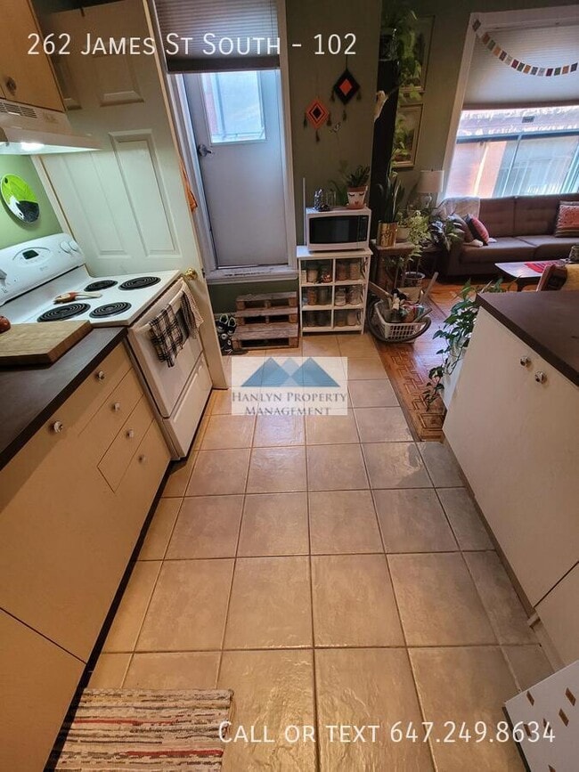 Photo du bâtiment - Gorgeous Two Bed in Durand