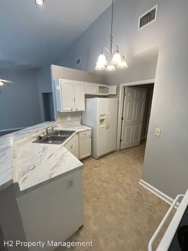 Building Photo - 3 br, 2 bath House - 4954 Leah Lane