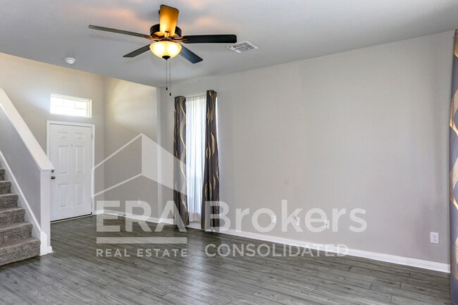 Foto del edificio - 909 Clanton Cove