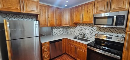 Building Photo - 1080 Del Lago Cir